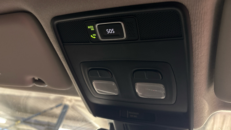 Renault Clio 1.0 TCe 100 Iconic 5dr Petrol Hatchback